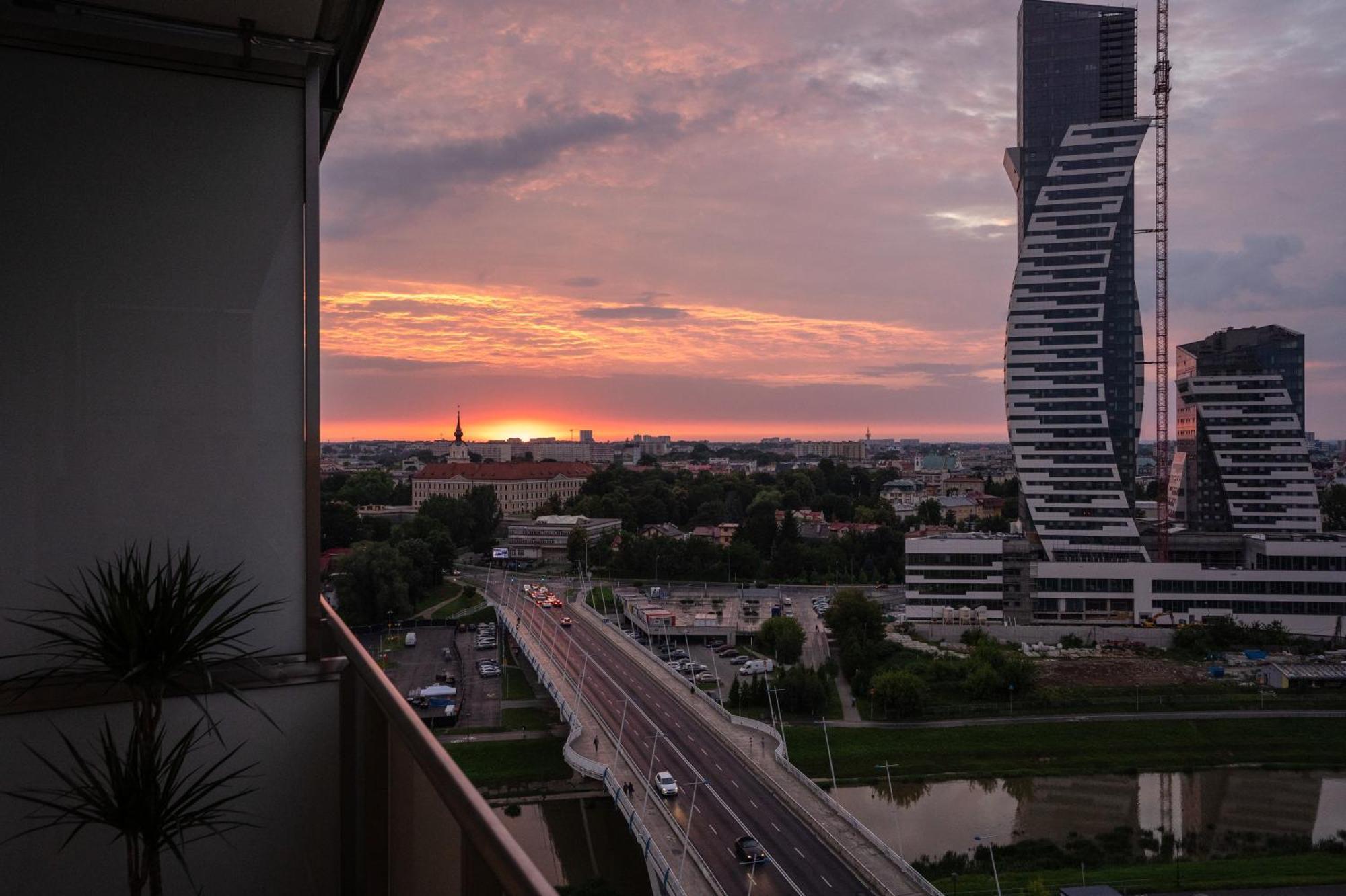 Riverside City View & Free Parking Rzeszow Exterior photo